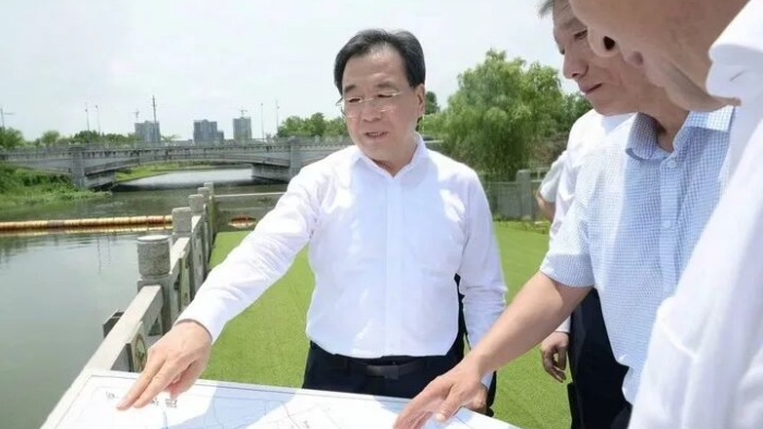 信长星在泰州调研